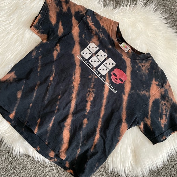 ‼️BLOWOUT SALE‼️5/$25 Bleach dye band shirts - Picture 8 of 17